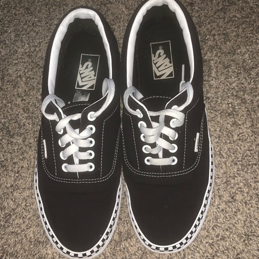 Vans black sneakers w checkerboard trim